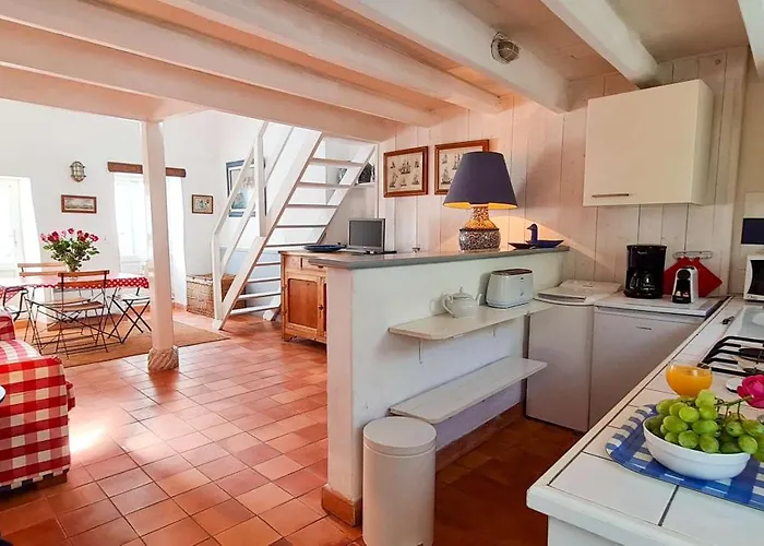 Villa Petite Maison De Village Avec étage